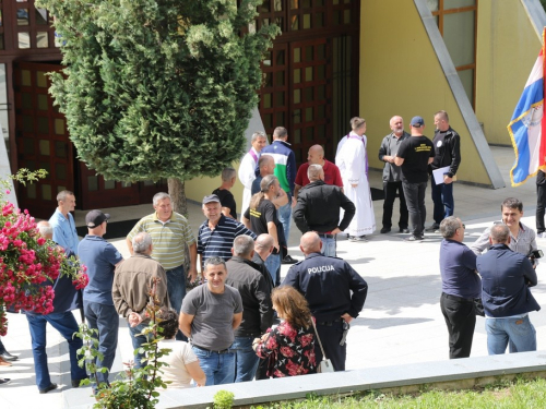 FOTO/VIDEO: Prvi susret iseljenih Uzdoljana i Dan 3. bojne brigade Rama i branitelja Uzdola