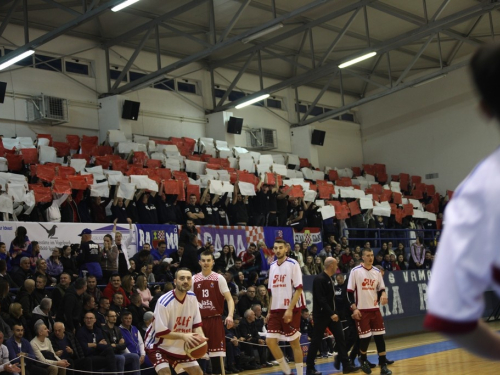 FOTO: Pogledajte atmosferu na tribinama na košarkaškom finalu između Rame i Čapljine