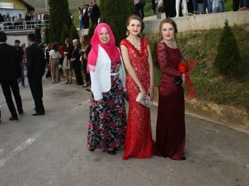 FOTO/VIDEO: Matura 2017. - Defile mladosti na ulicama Prozora