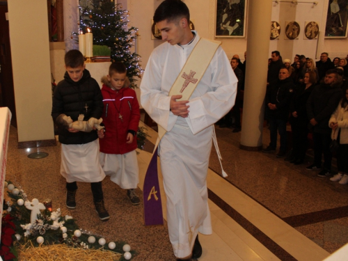 FOTO: Polnoćka u Prozoru