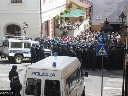 Branitelji napuštaju Markov trg i odlaze u Savsku, čekaju ponedjeljak