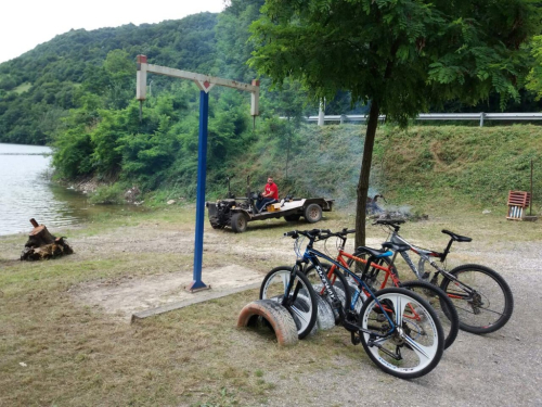 FOTO: Uređeno odmorište i plaža Gračac