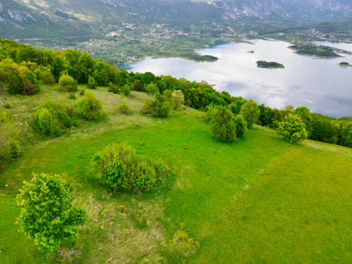 OGLAS: Prodaje se zemljište na Kozlu s pogledom na Ramsko jezero