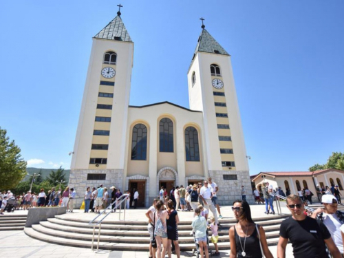 Međugorje proslavlja 38. obljetnicu Gospinih ukazanja, očekuje se tisuće vjernika