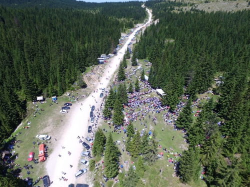 FOTO/VIDEO: Tisuće vjernika na Kedžari proslavilo Divin dan