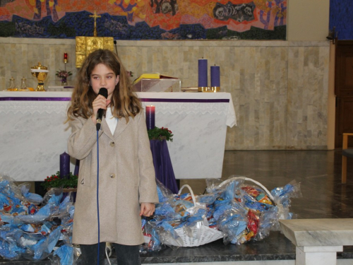 FOTO: Sv. Nikola i ove godine razveselio djecu u župi Rama-Šćit