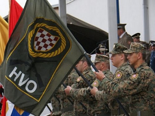 8. travnja 1992. osnovan HVO – vojska Hrvata Bosne i Hercegovine