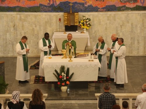 Na Šćitu upriličen susret s fra Ilijom Barišićem, misionarom koji miriše na svetost