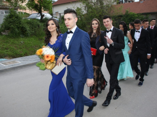 FOTO/VIDEO: Matura 2016. - Defile mladosti i ljepote na ulicama Prozora