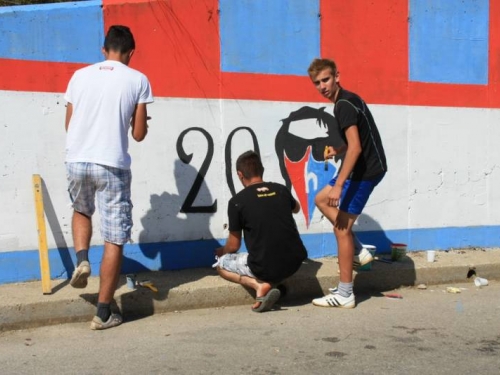 Torcida Rama radi veliki grafit u čast svome klubu