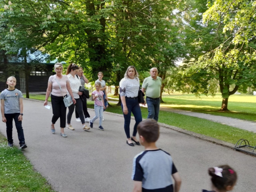 FOTO: Učenici i djelatnici OŠ Veselka Tenžere Uzdol izletom obilježili Dan škole