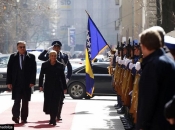 Predsjednica RH svečano dočekana u Sarajevu