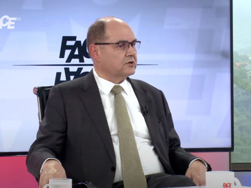Schmidt Dodiku: Doći ću Laktaše da popijemo šljivovicu zajedno! Do tada, ja sam visoki predstavnik!