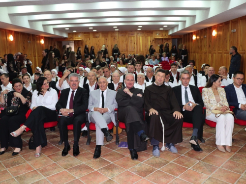 FOTO: Na Šćitu održana 5. kulturno-vjerska baština Hrvata BiH pod geslom ''Vratimo nadu zavičaju''