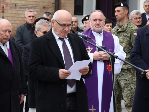 FOTO: Na Mirogoju sahranjen pukovnik Ante Pavlović