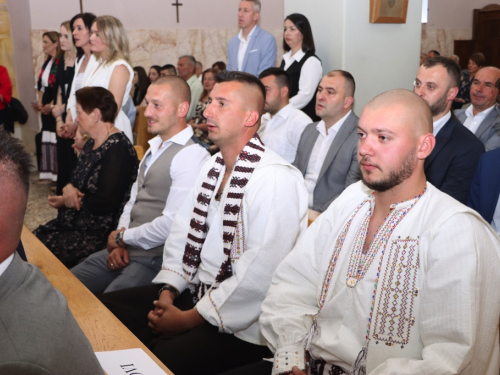 FOTO: Krizma u župi Rama-Šćit