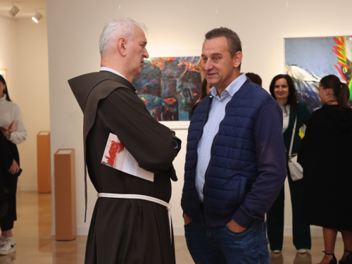 FOTO: Svečano otvorena Galerija Franjevačkog samostana Rama Šćit