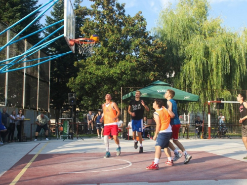 Foto: Internet club dd pobjednik je Streetball Rama 2018. za juniore