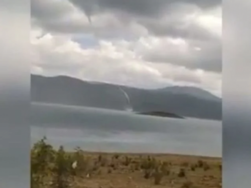 VIDEO| Na području Bileće: Nakon šest godina registrirana pijavica iznad hercegovačkog jezera