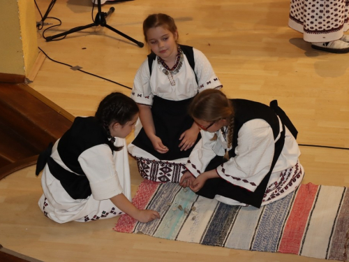 FOTO/VIDEO: Škola folklora u Prozoru koncertom predstavila svoj rad