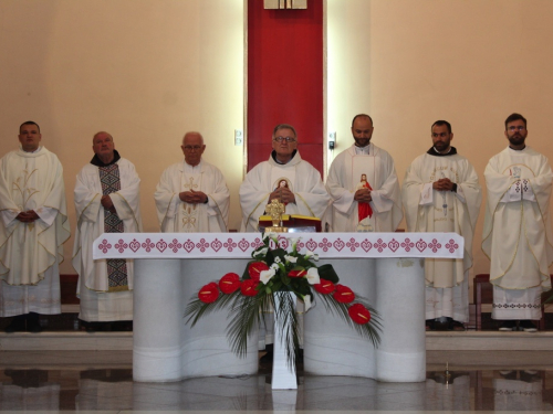 FOTO: Vanjska proslava patrona u župi Prozor