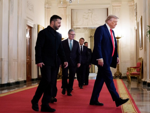 Poziv razotkrio duboki strah u Europi. Zelenskog upozoravaju: "Ništa ne potpisuj"