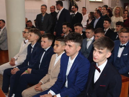 FOTO: Krizma u župi Prozor