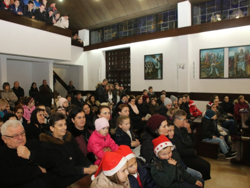 FOTO: Božićna priredba Frame Rumboci