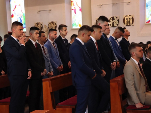 FOTO/VIDEO: Matura 2023. - Defile mladosti na ulicama Prozora