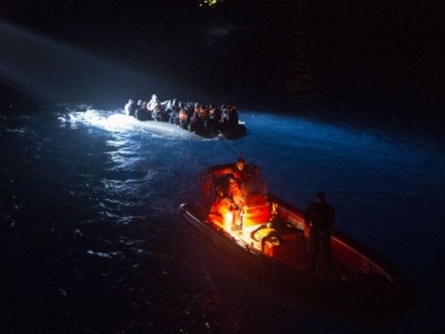 Više od 1000 migranata iskrcalo se na Lampedusu