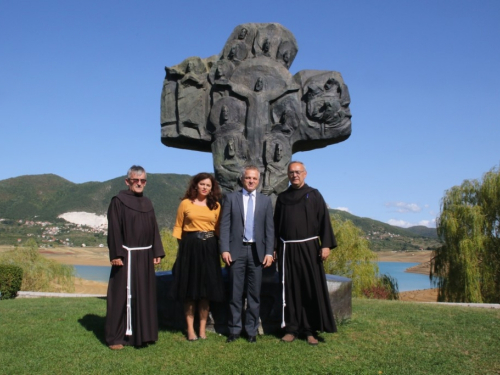 Zvonko Milas posjetio Franjevački samostan Rama-Šćit