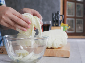 Kuharski trik za savršeno i brzo rezanje kupusa: Ključan korak koji mnogi preskaču