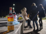 Točenje alkohola maloljetnicima: Kazna uskoro sa 150 na 450 KM?