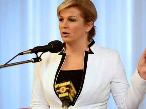 Nakon pada Vlade, započele konzultacije na Pantovčaku