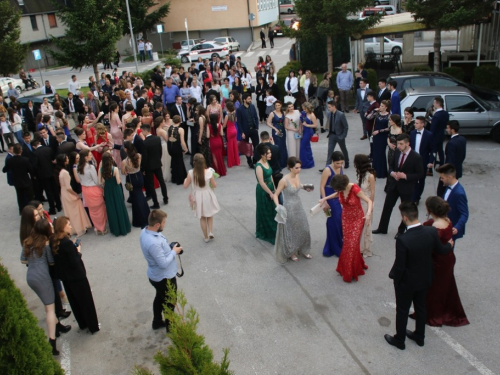 FOTO/VIDEO: Matura 2017. - Defile mladosti na ulicama Prozora