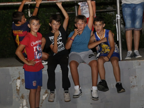 FOTO: Binvest Lubura pobjednik 14. Streetball turnira u Prozoru