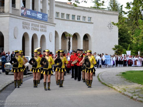 FOTO: Čuvarice i HKUD Rama nastupali u Mostaru