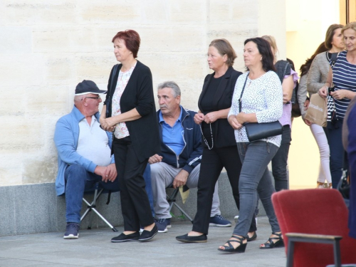 FOTO: Drugi dan trodnevnice na Šćitu - blagoslov prvašića i školskih torbi