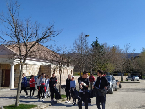 FOTO: Vrijedni Framaši župe Rama-Šćit akcijom čišćenja obilježili Dan planeta Zemlje