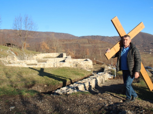 FOTO: Put križa u župi Uzdol - Prva korizmena nedjelja