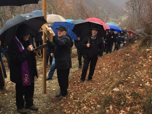 FOTO: Uzdol proglašen mjestom posebnog pijeteta