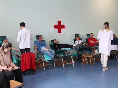 FOTO: Još jedna uspješna akcija darivanja krvi u Prozoru