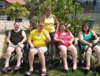 Priča o samohranoj majci kojoj je četvero djece u invalidskim kolicima