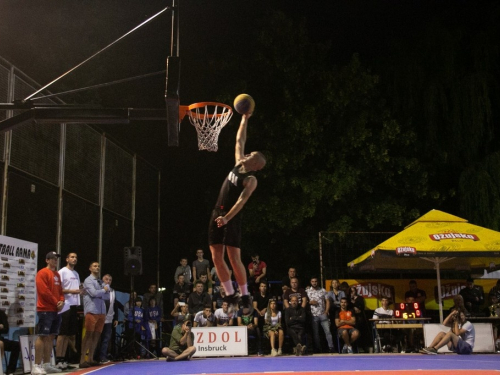 FOTO: Ekipa ''La Pont'' pobjednik 18. Streetball Rama 2020.