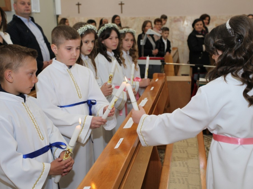 FOTO: Prva pričest u župi Rama-Šćit