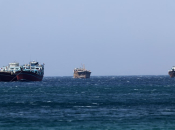 Iran zaplijenio tanker i priveo 18 članova posade