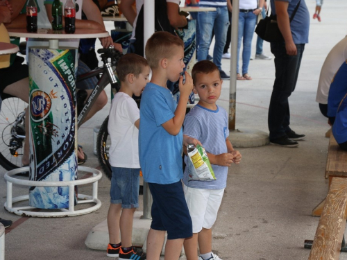 FOTO: Počeo turnir u uličnoj košarci "Streetball Rama 2016."