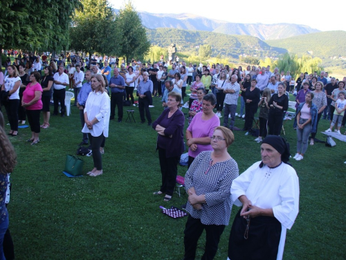 FOTO: Druga večer trodnevnice Maloj Gospi na Šćitu