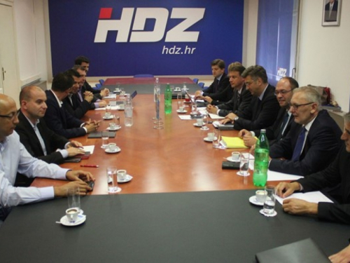 HDZ i Most danas pregovaraju o podjeli fotelja