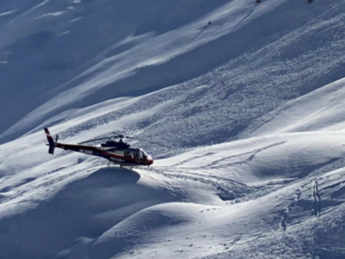 Tri lavine u jednom danu u Austriji. Poginulo osam ljudi